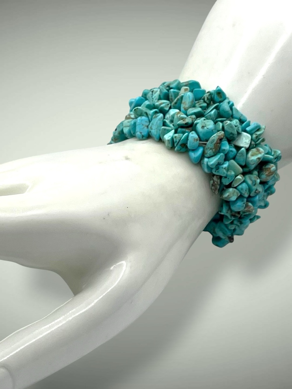 Chunky Multi-Strand Turquoise Chip Statement Stretch Bracelet Southwestern Boho - Picture 10 of 13